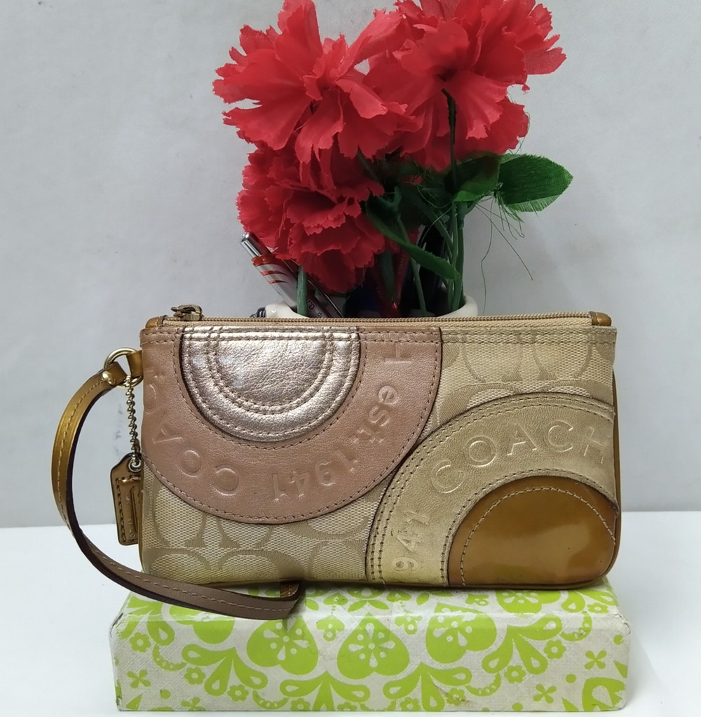 Coach Multicolor Inlaid Canvas Leather Zipper Closure Wristlet - Coin Wallet